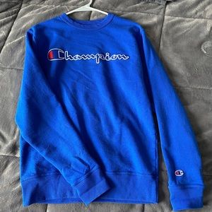 Cute Champion crew neck!